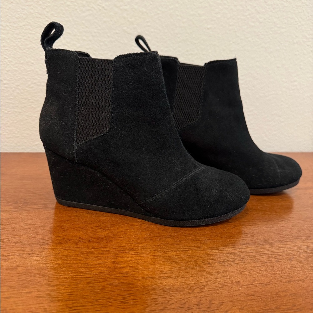 Tom’s Black Wedge Ankle Boots